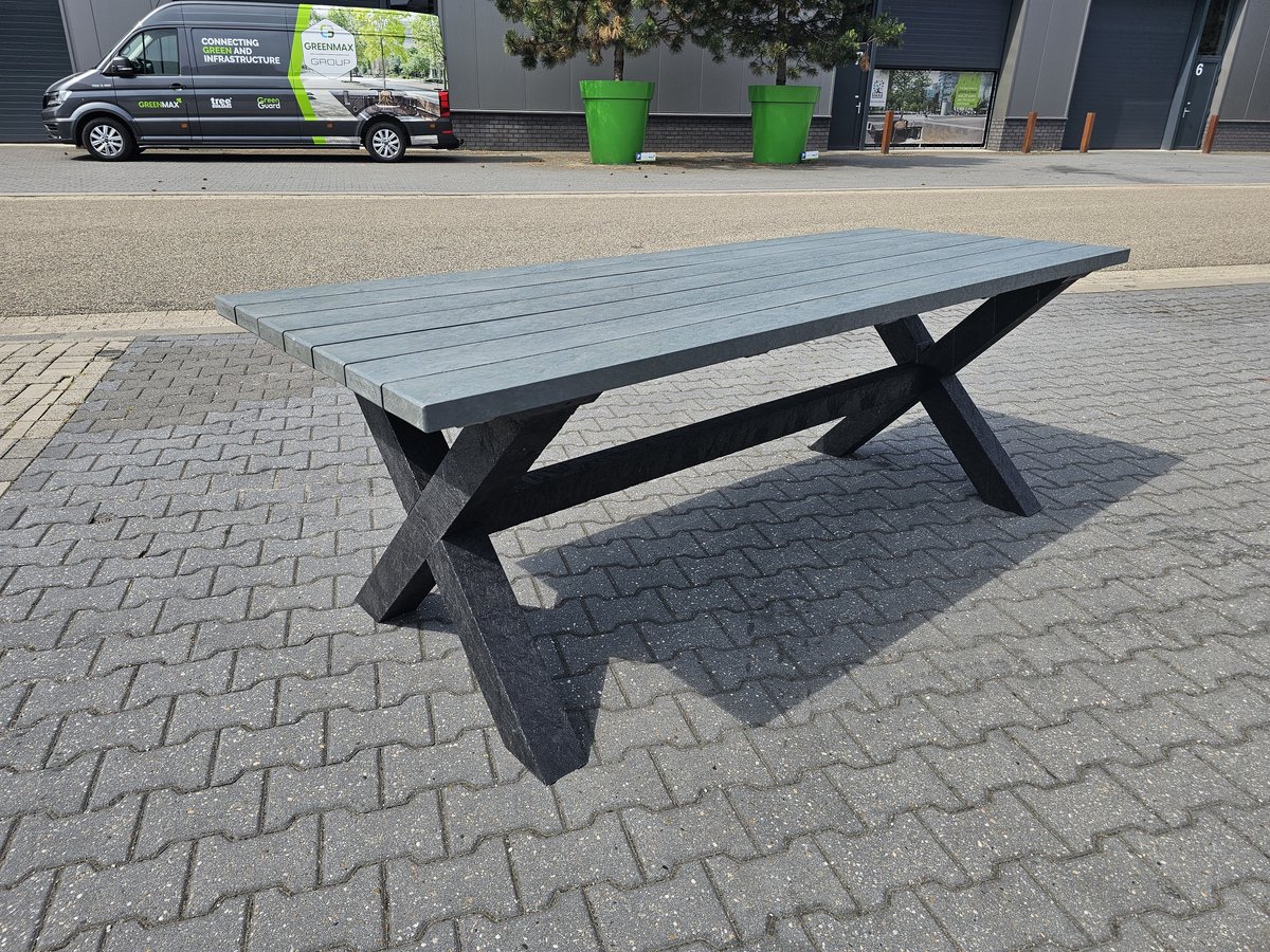 Oxford XL Tuintafel 220cm Massief kunststof Gerecycled