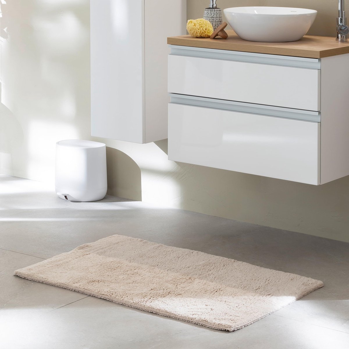 Schöner Wohnen collectie badtapijt effen beige 40 x 60 cm – wasbare badmat antislip – 100% katoen – badmat geschikt voor de droger – douchemat badkamer