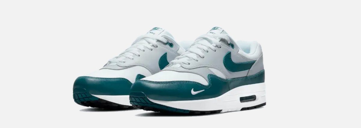 nike air max lv8 teal