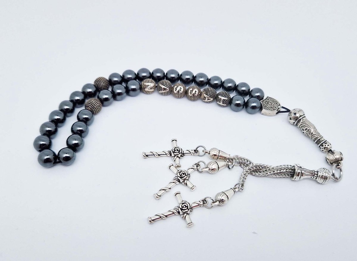 Handgemaakte naam tasbih 33 Kralen Natuursteen “Hematiet” - met metaal tassel- Met je naam of de naam van uw geliefde- 8 mm diameter van de korrel