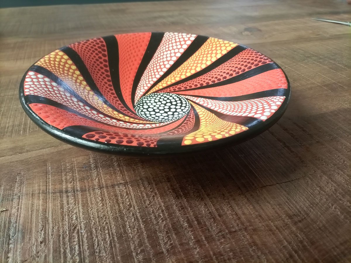 Floz Design bijzonder mooie schaal handgemaakt - fairtrade uit Indonesie - kleine fruitschaal - decoratieve schaal - cadeau