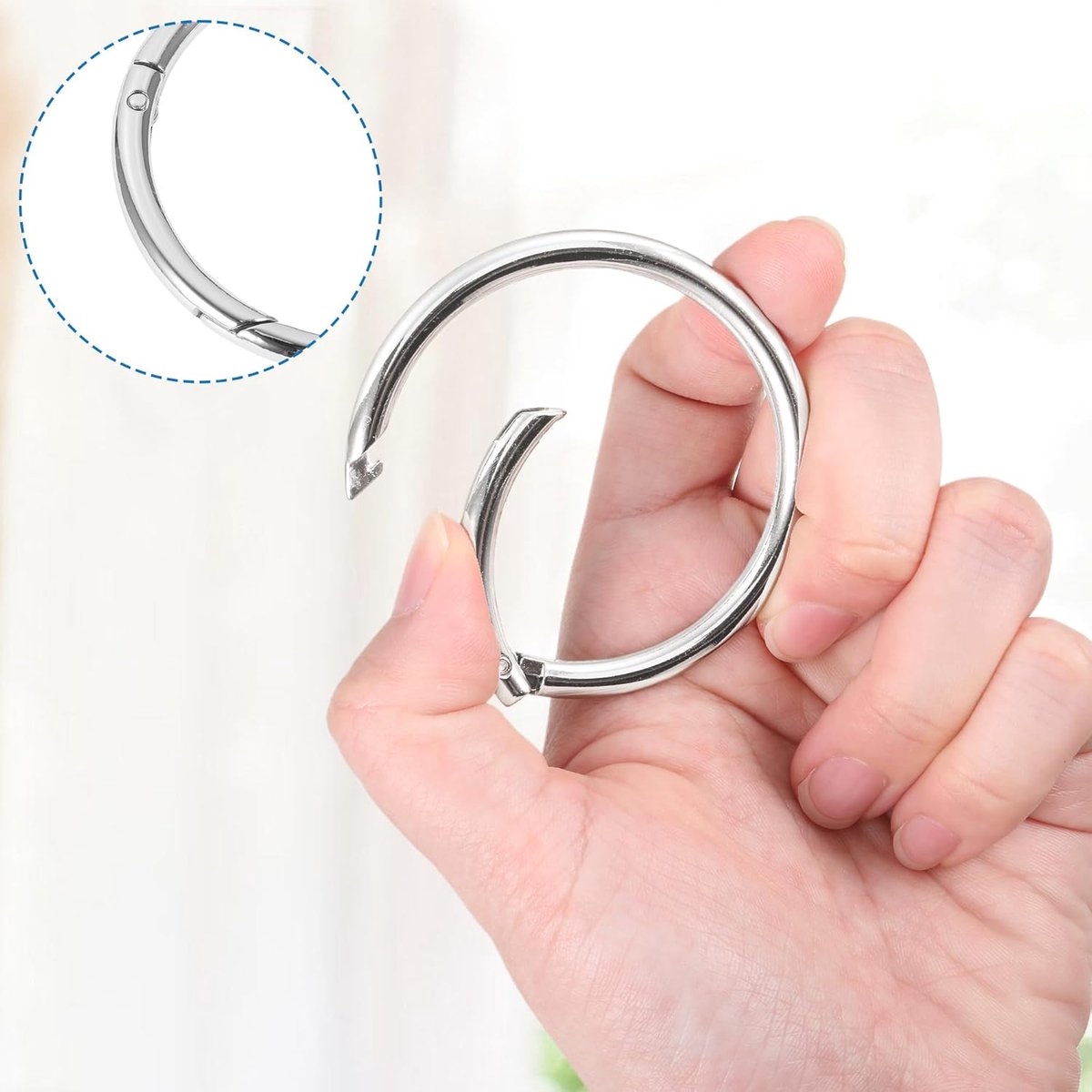 in metallic zwart, zilver of licht roségoud C5Num8