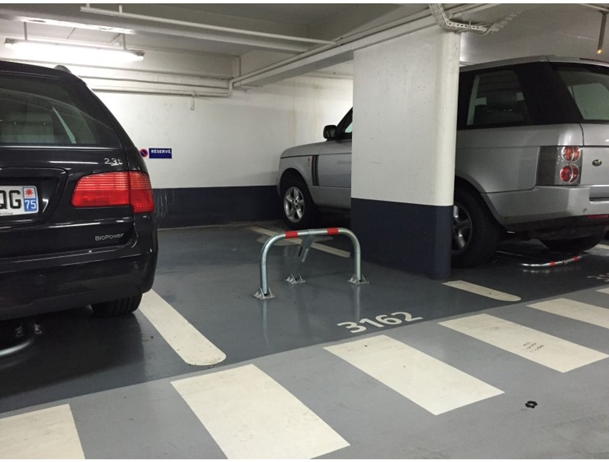 Parkeerbeugel hoge weerstand - gegalvaniseerd staal - schok resistent - gemakkelijk in gebruik - parkeerplaats vrij houden
