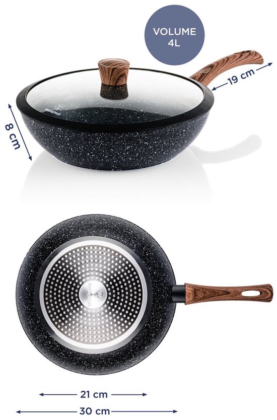 Afmetingen van de zwarte wokpan met marmerlook, glazen deksel en houten handvat: 8 cm hoog, diameter 21 cm, 30 cm inclusief handvat.