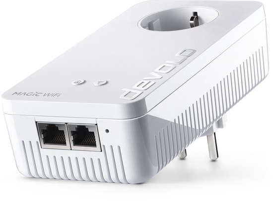 Witte Devolo Magic 2 WiFi 6 next adapter met stopcontact, twee LAN-poorten en stekker.