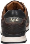 Achterkant van een bruine herensneaker met textiel en leer, met logo.