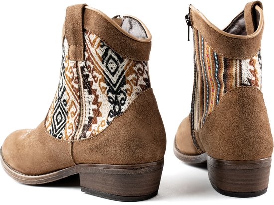 Inkkas Desert Western Boot dames cowboylaars – lichtbruine suède Western enkellaars met authentiek Peruaans textiel & rubberzool – comfortabele hak – duurzame keuze, maat 42