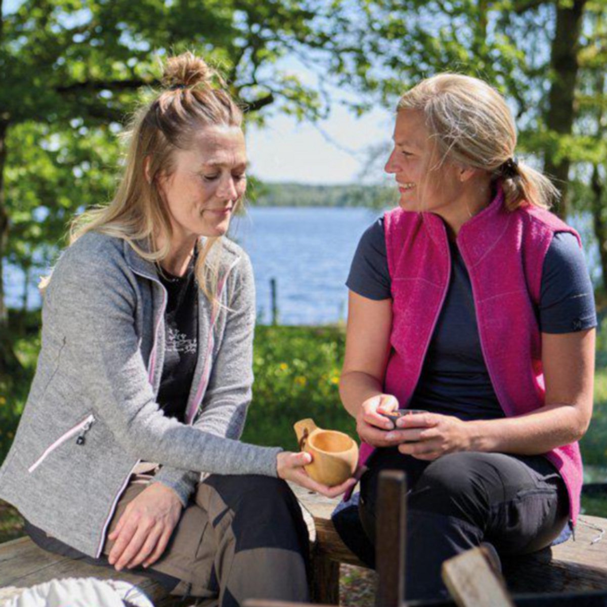 Ivanhoe t-shirt UW Cilla Vine voor dames 100% merino wol Zwart