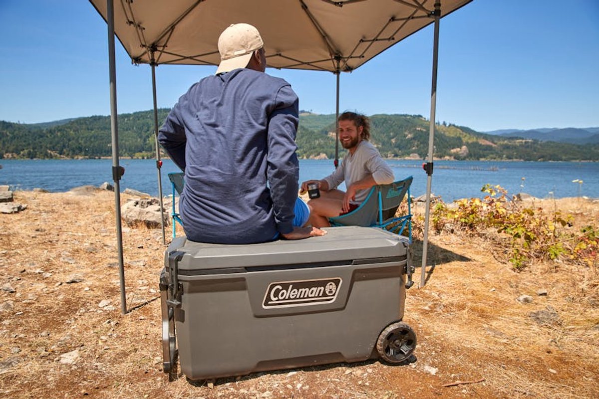 Coleman Convoy 100 QT koelbox met wielen - 94 liter