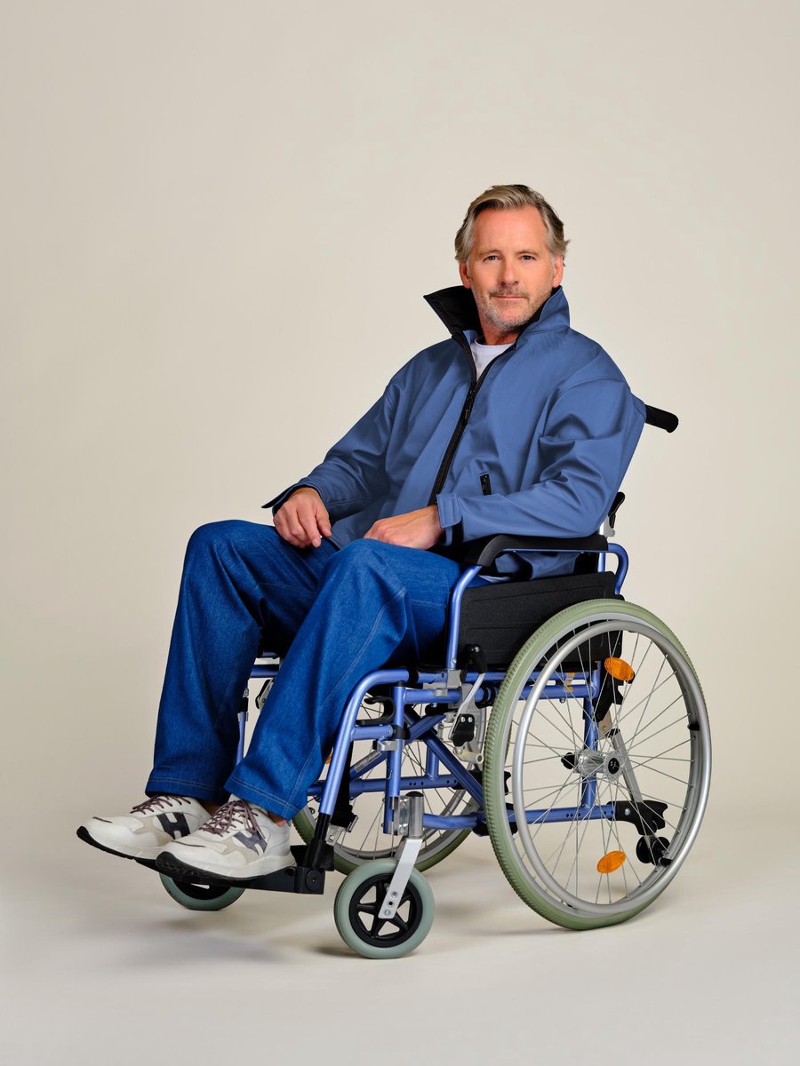 Rolstoeljas zomer | Aangepaste softshell jas | Rolstoeljassen & Rolstoelponcho's | Blauw | M