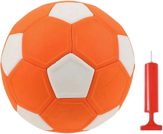 Curve Bal + INCLUSIEF POMP - voetbal - curve ball - maat 5 - oranje