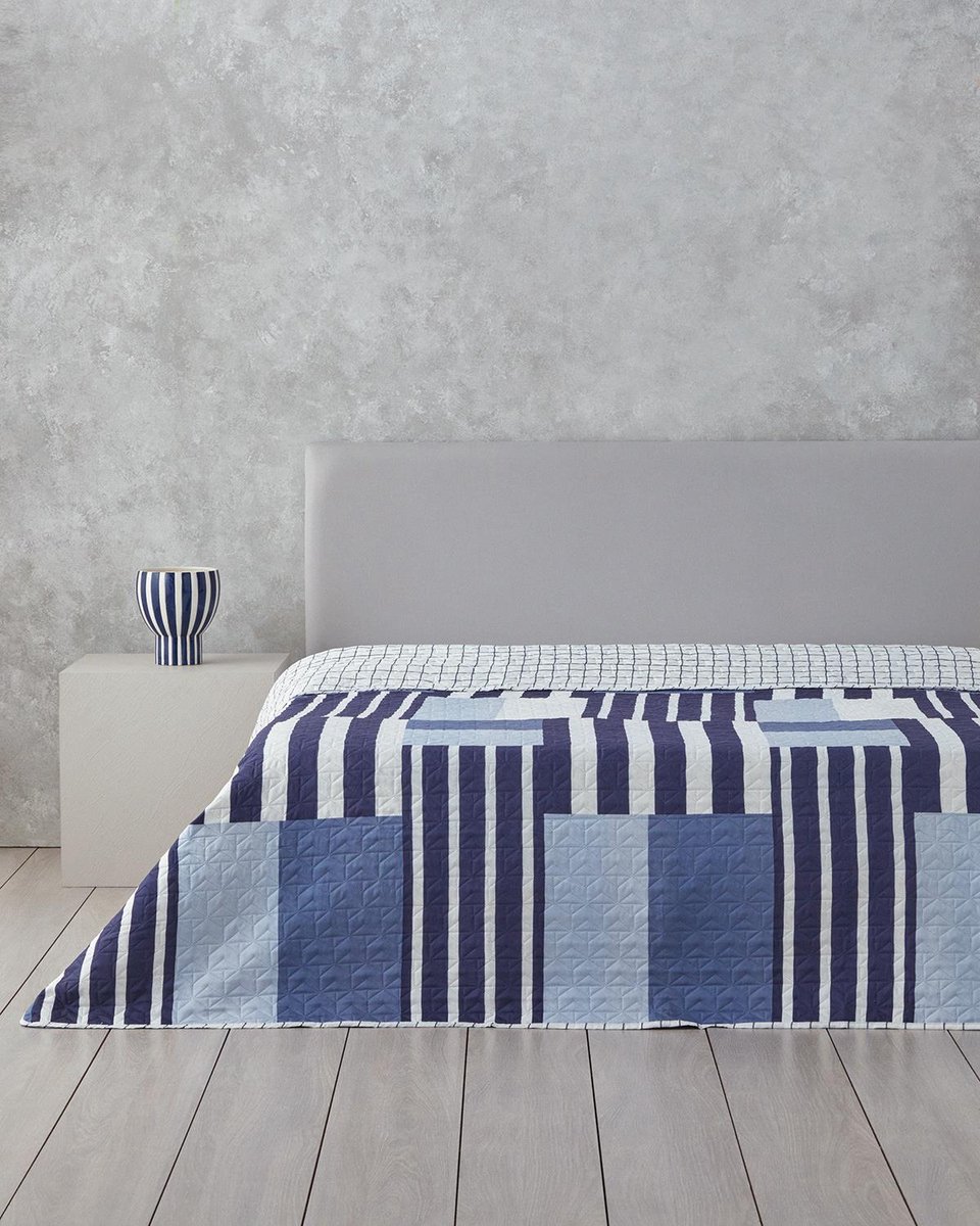 English Home dekbed zonder overtrek - Patch Line - Multi Cover Purpose -Double sided - Bedrukt dekbed - Bedsprei – Zomerdeken- Wasbaar - 200x220 cm - Blauw