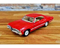 1967 Chevrolet Impala 1/36 Kinsmart - verkrijgbaar in 4 kleuren - verkoop per stuk- pull back motor - Modelauto - Schaalmodel - Model auto - Miniatuurauto - Miniatuur auto’s