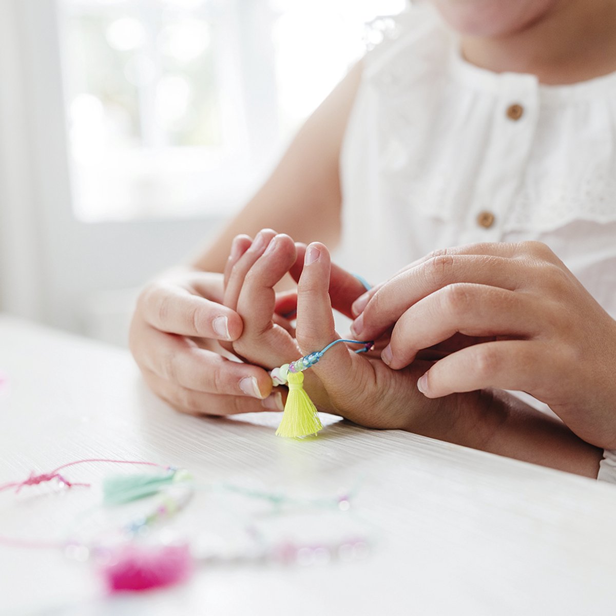 Totum unicorn knutselkoffertje 2 in 1 letter armbandjes maken en diamond paint magneten - 250 delige knutselset speelgoed meisjes vanaf 5 jaar, knutselen cadeau tip — afbeelding 6