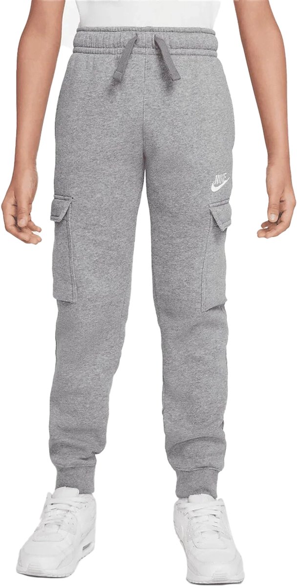 Nike sportswear club fleece cargobroek in de kleur . Grijs