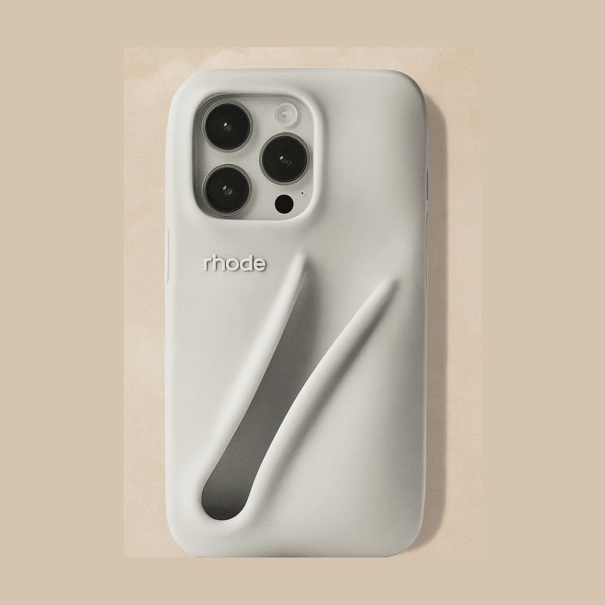 Rhode lip case voor Iphone 16 Pro - telefoonhoes - case - hoes - lipglosholder case