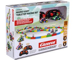 foto van Carrera RC voertuig Auto - Mini Mario Kart - Tabletop Racing Set - Mario vs. Luigi - 2 Bestuurbare Auto's - 2,4 GHz - 5 km/u - Schaal 1:43
