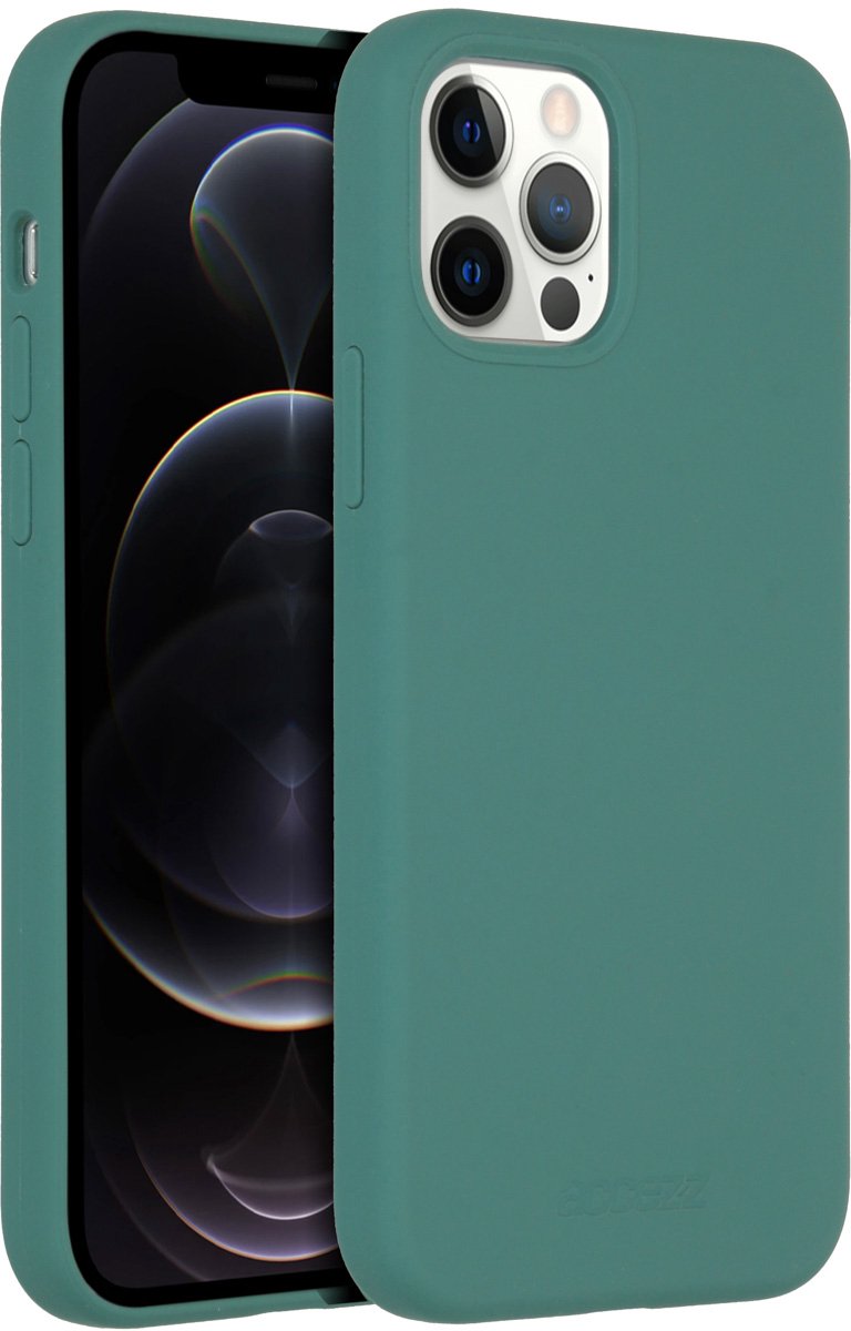 Accezz Liquid Silicone Backcover met MagSafe iPhone 12 (Pro) Groen