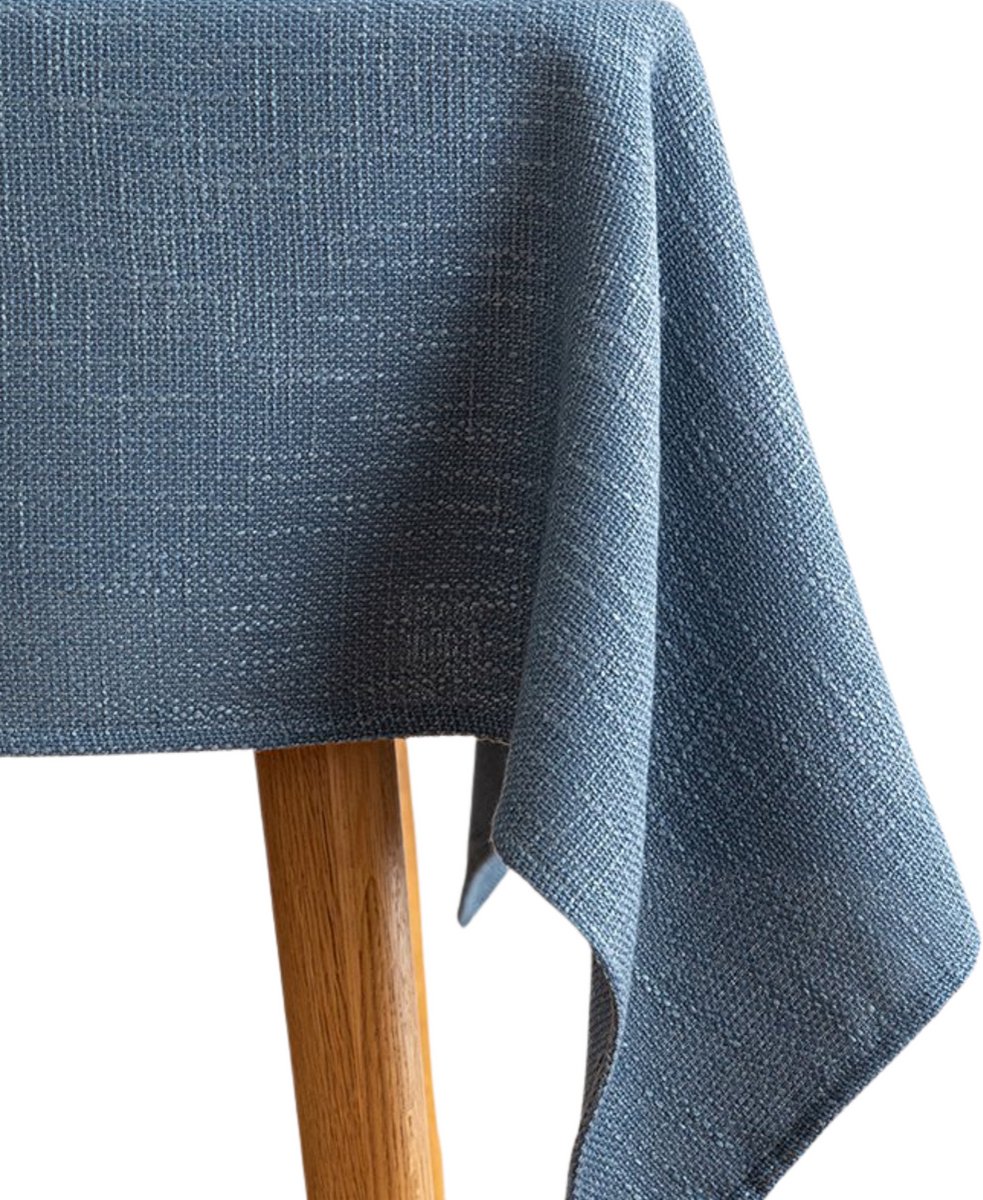 House of Husk Geweven Tafelkleed - Tafellaken - Tafel Decoratie - Uitwasbaar - Blauw - 140x240cm