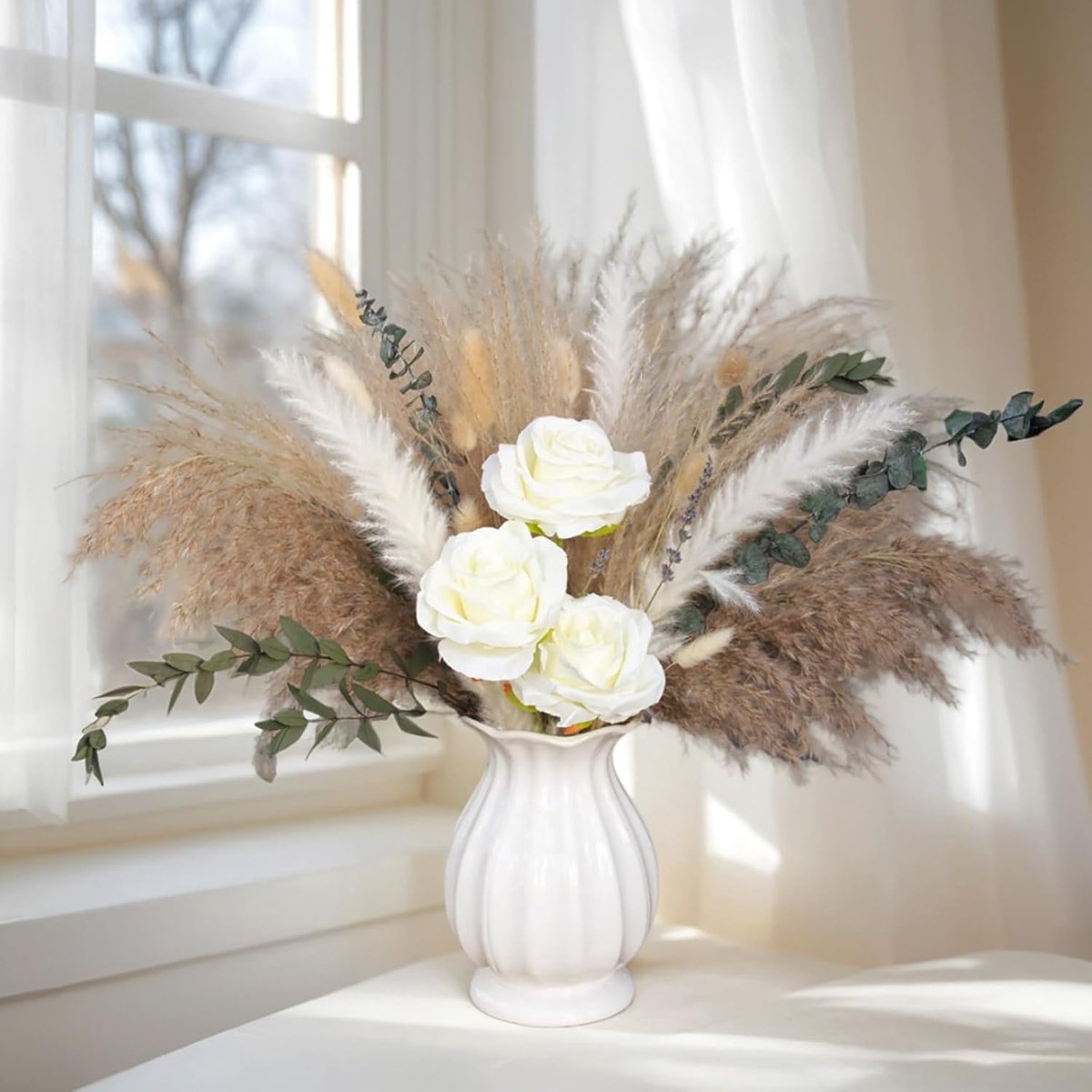 Ibenzoa® Fraaie Set van Gedroogd Pampasgras en Kunstrozen in Elegante Witte Vaas voor Diverse Decoraties