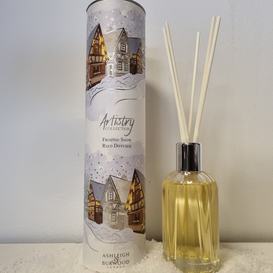 Ashleigh & Burwood - Frosted Snow - Geurstokjes - Artistry Collection - Reed Diffuser - Winter - Kerst