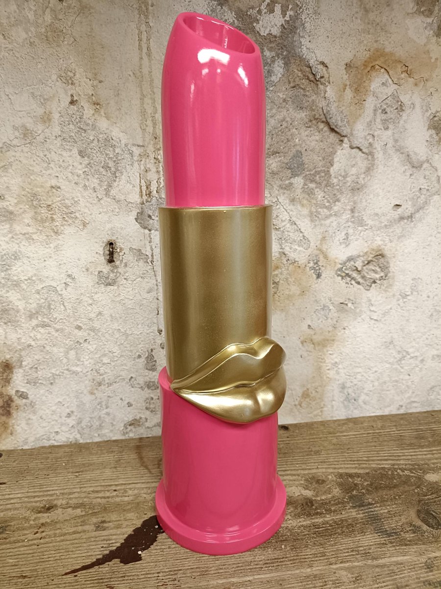 Vaas lippenstift model.