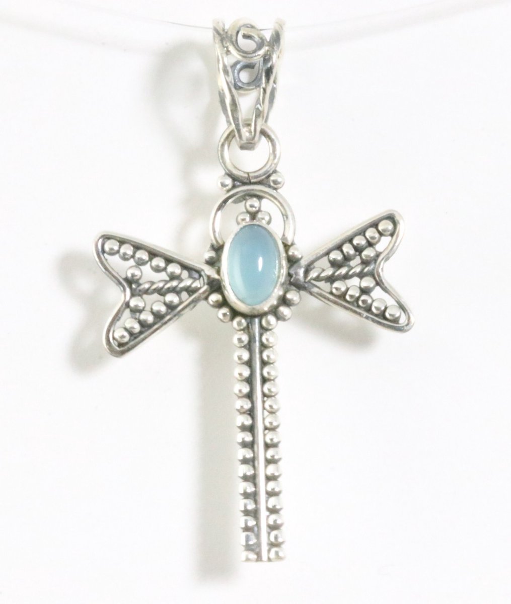 Zilveren libelle hanger met blauwe chalcedoon