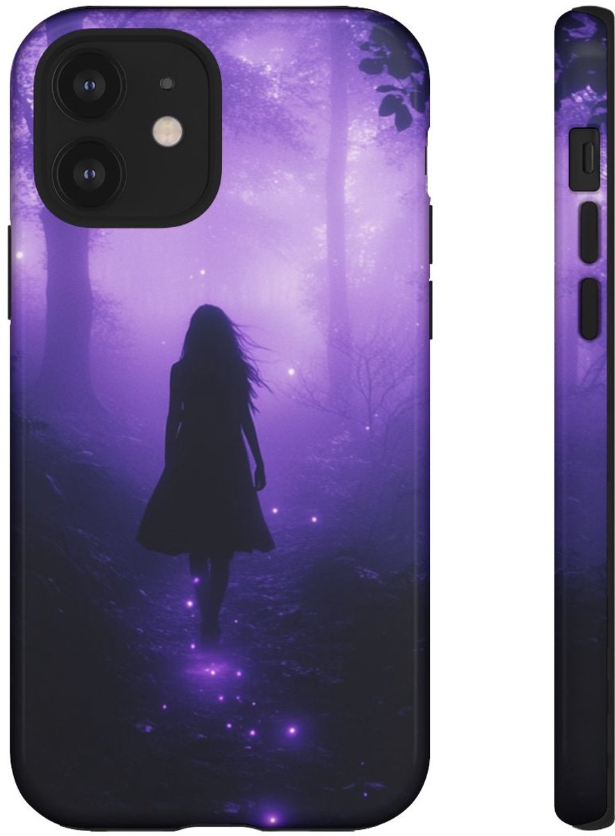 Silhouet in Gloeiend Paars Bos – Telefoonhoesje Geschikt voor iPhone 12