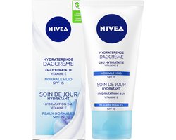 NIVEA Essentials Hydraterende Dagcrème - SPF 15 - Gezichtscreme Normale huid - Met vitamine E, magnoliaextract en lotusextract - 50 ml