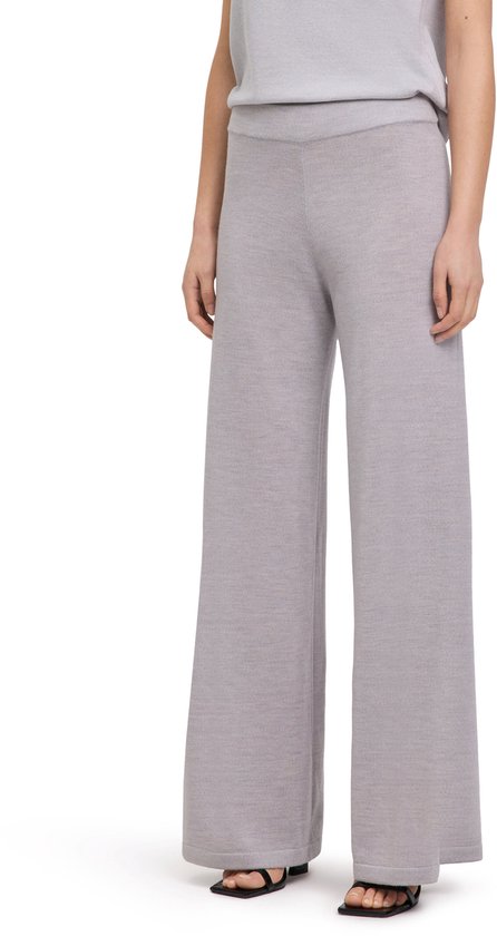 Losse Rechte Pantalon Bordeaux Shop Bij Ladylike En Bestel Vandaag Nog – Ladylike Fashion