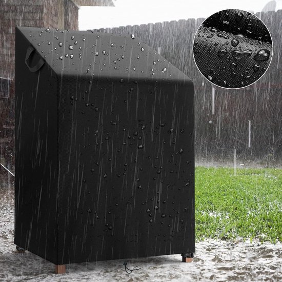 Zwarte stoelhoes in de regen, met vergroot detail van waterdruppels op stof.