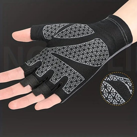 Zwarte vingerloze handschoen met driehoekig grip patroon op de handpalm.