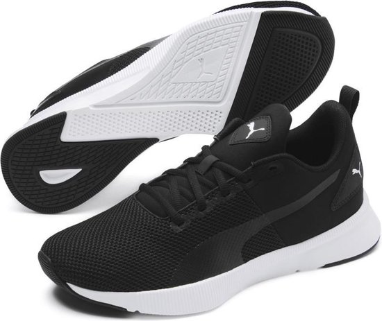 PUMA FLYER RUNNER Sportschoenen Unisex - Puma Black-Puma Black-Puma White - Maat 42 PUMA FLYER RUNNER Sportschoenen Unisex - Puma Black-Puma Black-Puma White - Maat 42