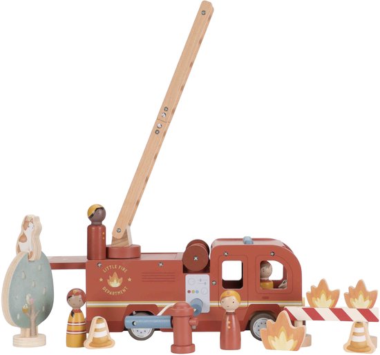 Houten brandweerwagen met ladder, poppetjes, boom, hydrant, vuurelementen en pionnen.