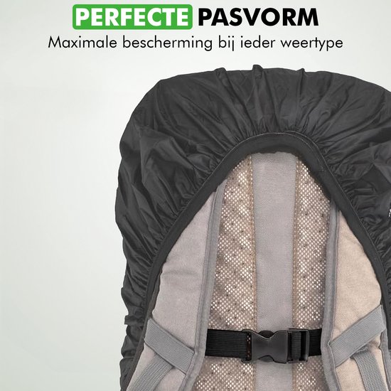 Bovenkant van een zwarte rugzakhoes die perfect past op een rugzak met grijze banden. PERFECTE PASVORM.