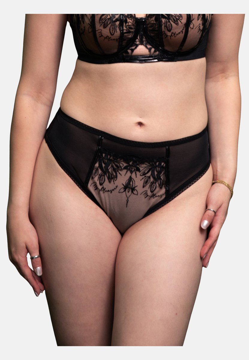 High-Brazilian MY PLEASURE