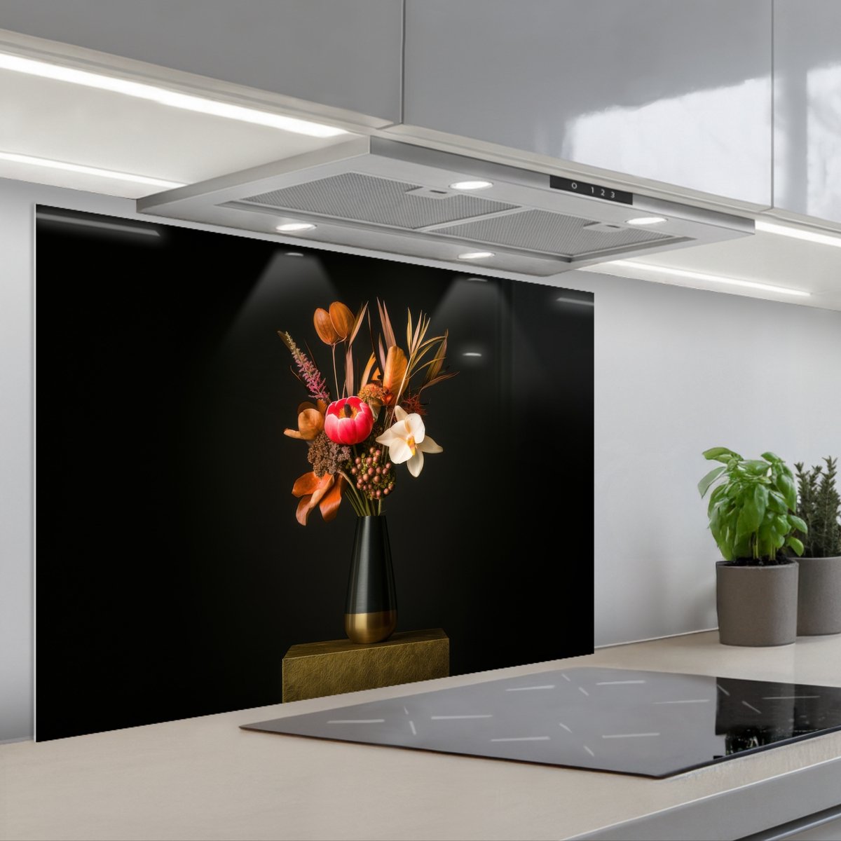 KitchenYeah Spatscherm 80x55 cm Zelfklevende achterwand Boeket Oranje Gouden vaas Keuken muurbeschermer Spatwand fornuis