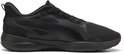 Zwarte PUMA sneaker met PUMA logo op de zijkant en vetersluiting.