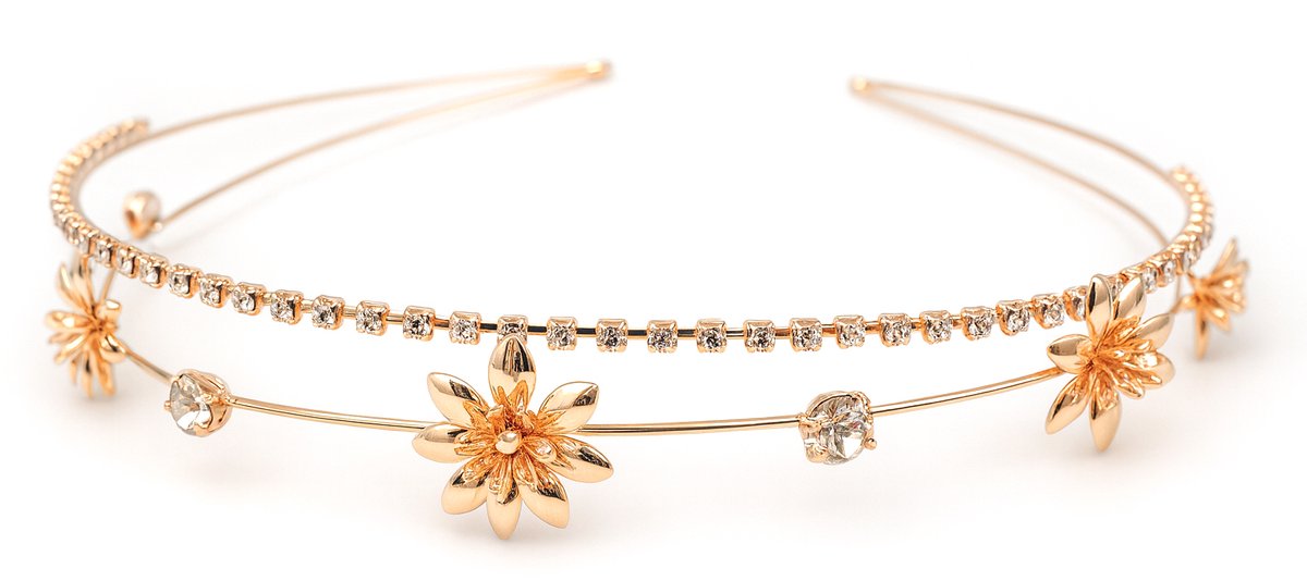 Goudkleurige diadeem dubbele rij met bloemen en strass