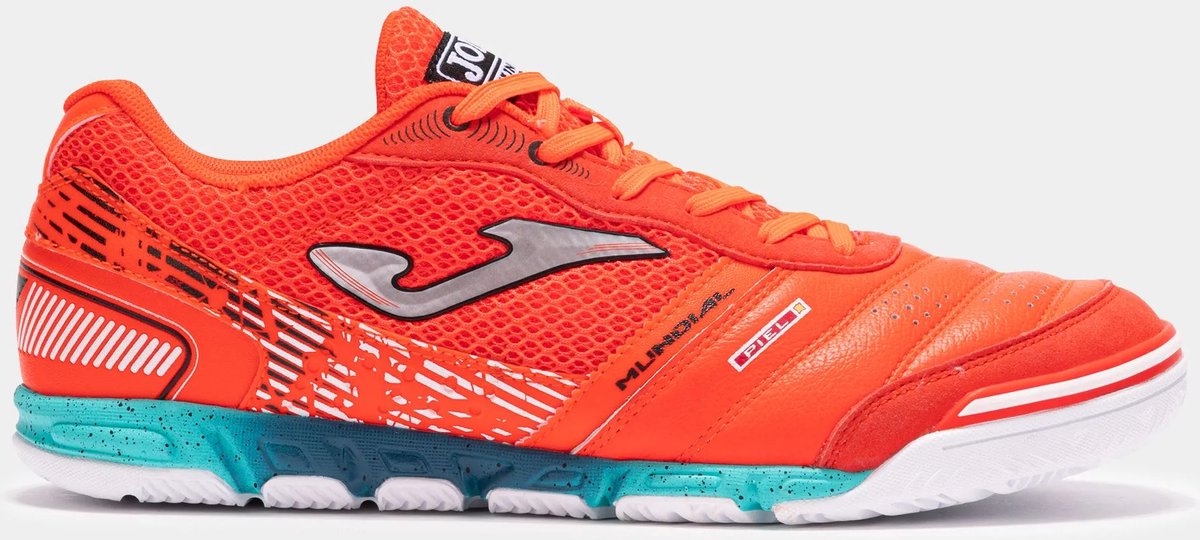 Oranje Joma Mundial In zaalvoetbalschoenen, EU 42, met ademend bovenwerk en gripvaste zool.