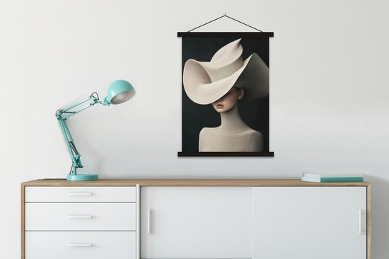 Posterhanger incl. Poster 60x80 cm - Schoolplaat - Vrouw - Golvende - Hoed - Textielposter - Zwarte latten