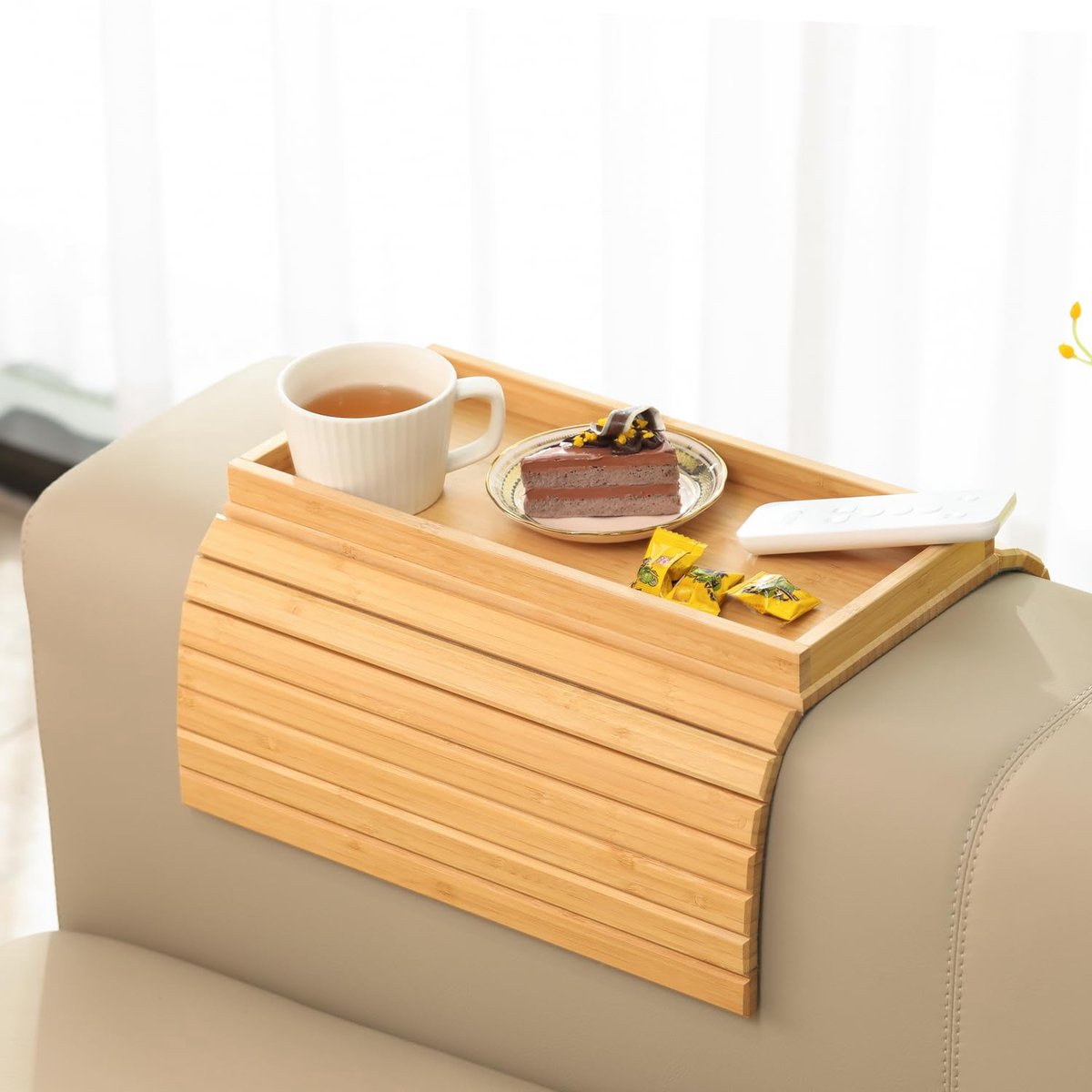 Bank armleuning bak tafel - Flexibele opvouwbare antislip bank tafel - Bank plank tafel, snack en drank rek - Opvouwbare diverse opslag bak - Bamboo