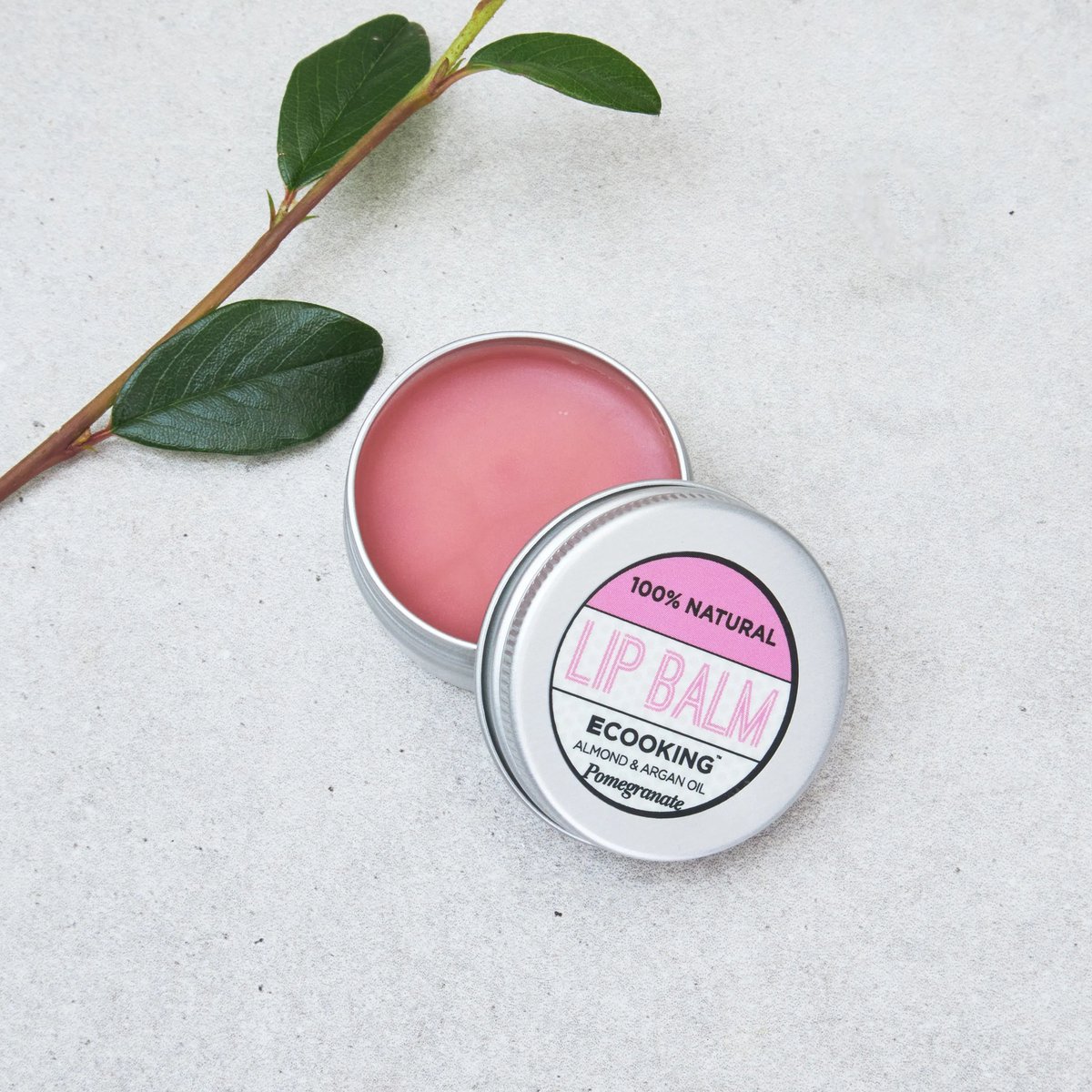 Ecooking Lip Balm Pomegranate 15ml – Hydraterende & Verzachtende Lippenbalsem met Granaatappel – 100% Natuurlijke Ingrediënten – Verzorging voor Droge of Gebarsten Lippen – Vegan & Parfumvrij – Geschikt voor Dagelijks Gebruik
