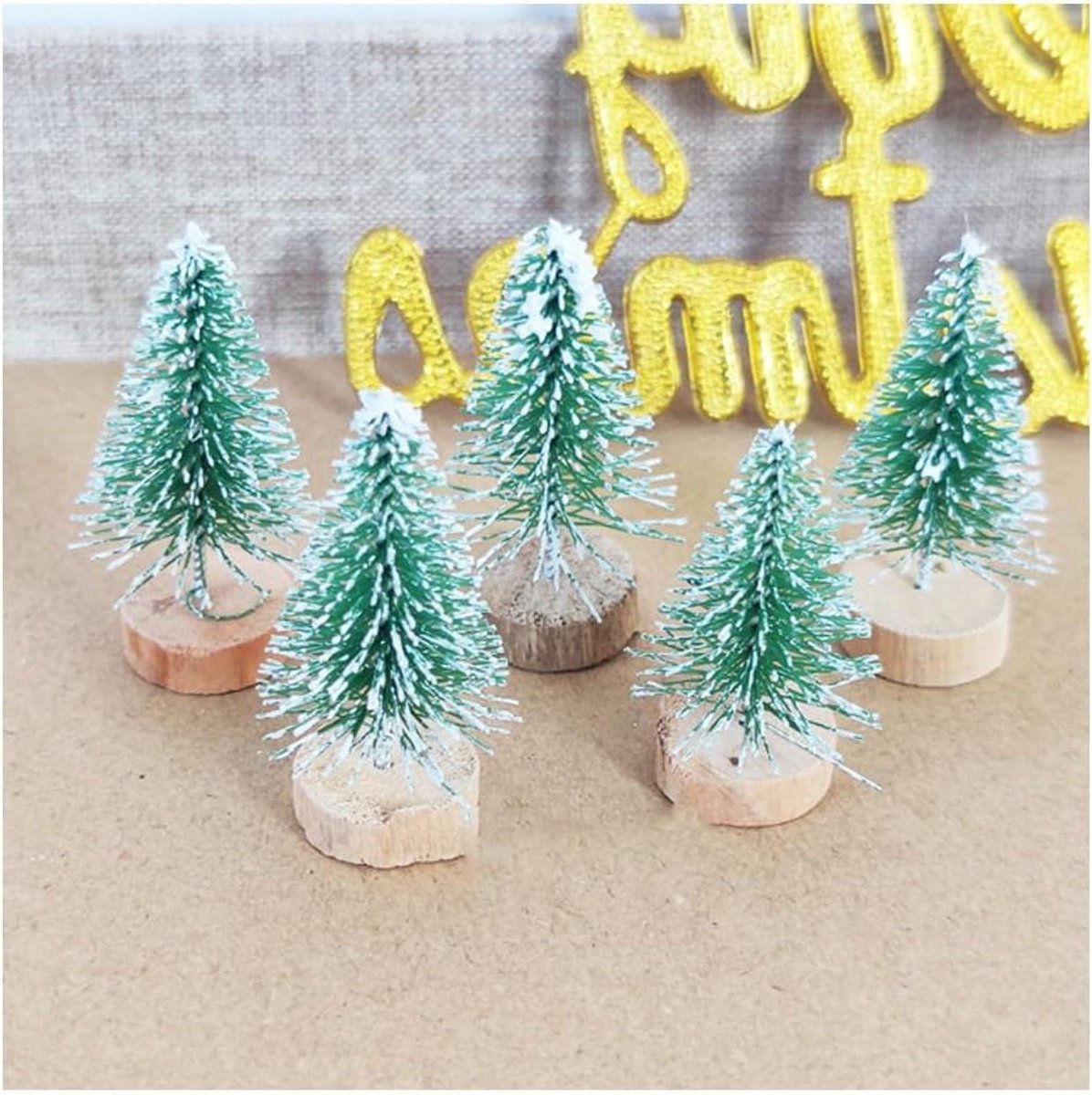 Cosensi - Mini-kerstboom 24 stuks 3,5 cm groen kunstkerstboom met sneeuw en vorst patroon miniatuur kerstdecoratie doe-het-zelf etalage