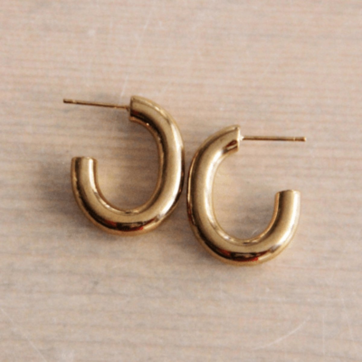 Juvana Oorringen Ovaal Goud - Stainless Steel Oorbellen 25 mm Diameter