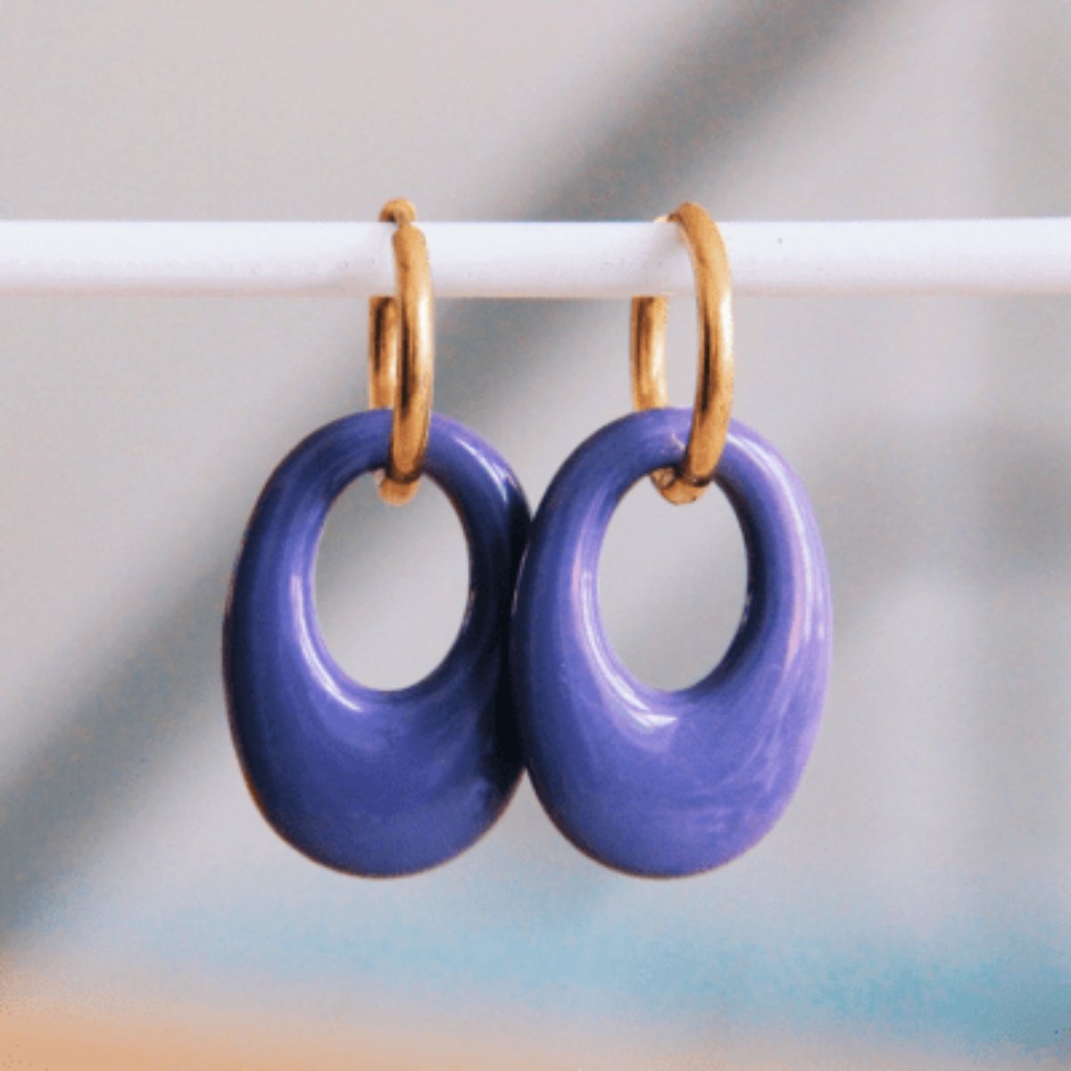 Juvana Oorring Met Paarse Druppel - Trendy Sieraden Voor Vrouwen