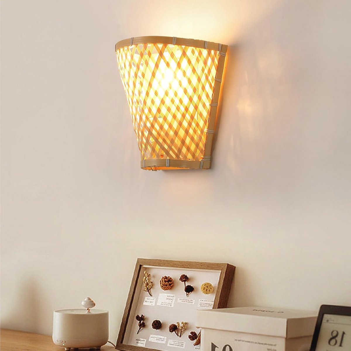 Rustieke Bamboe Wandlamp voor Binnen - Handgeweven Muurverlichting voor Diverse Ruimtes