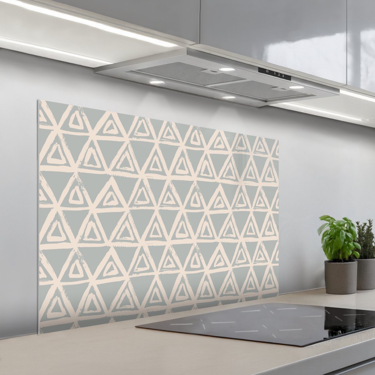 Spatscherm 100x65 cm - Zelfklevende achterwand Patroon - Driehoek - Blauw - Grijs - Keuken muurbeschermer - Spatwand fornuis