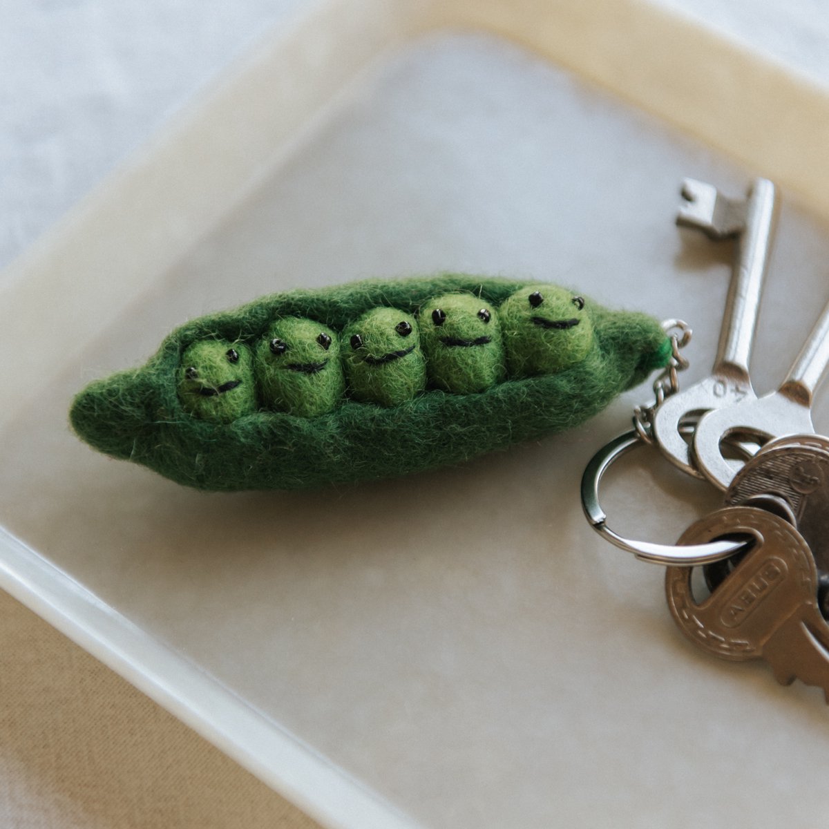 Vilten Hanger – Boontje – Handgemaakt – MILA - bagcharm