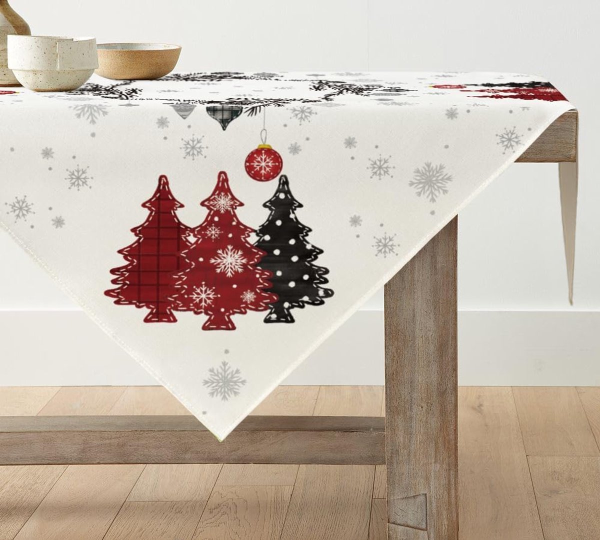 Famanu - Tafelkleed met kerst, rood, dennenbomen, Kerstmis, tafellinnen, winter, keuken, binnendecoratie, vakantie, feest, decoratie, 85...